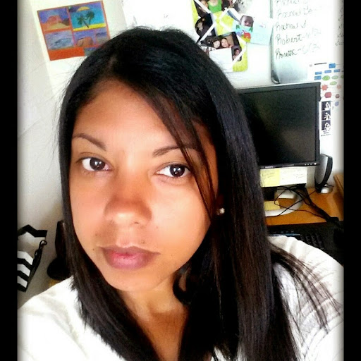 Nayla Fuentes Photo 2