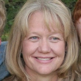 Sally Russell Photo 25