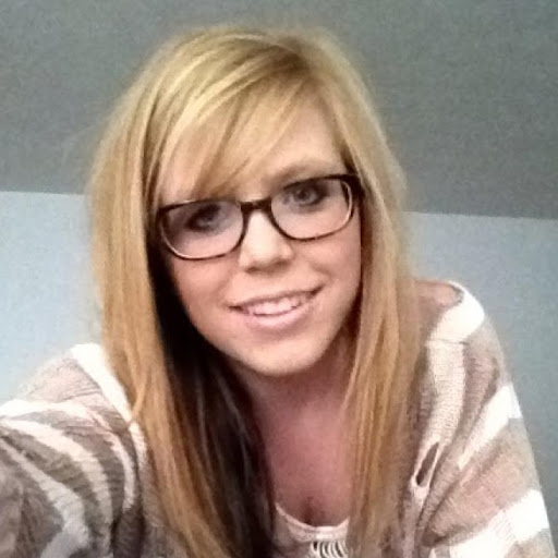 Erin Monaghan Photo 17