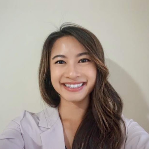 Janet Yu Photo 39
