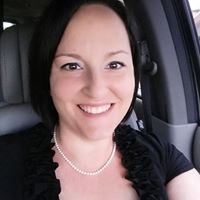 Jennifer Webb Photo 27