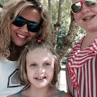 Jennifer Holbrook Photo 35