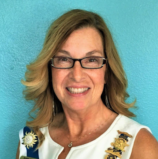 Susan Holt Photo 24
