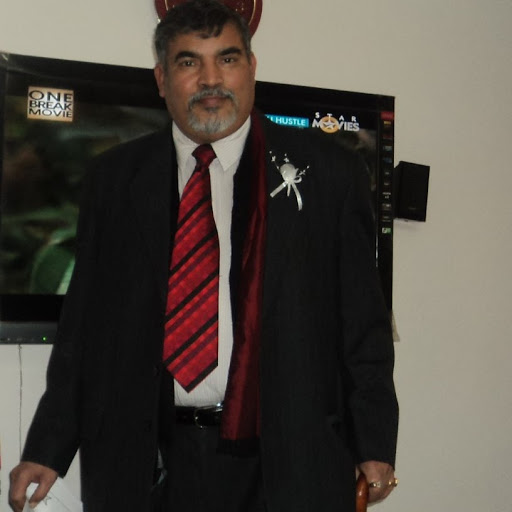 Richard Nicholas Photo 17