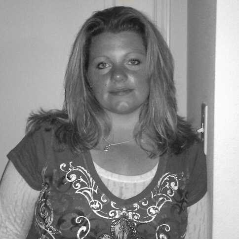 Jennifer Tierney Photo 18