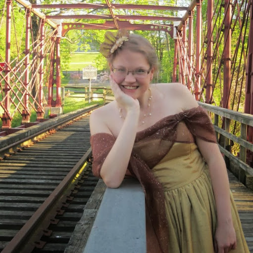Kathleen Monroe Photo 11
