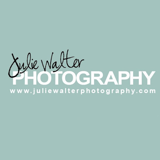 Julie Walter Photo 33