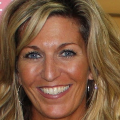 Michelle Mercer Photo 24