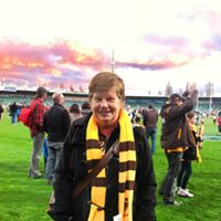 Helen Hall Photo 40