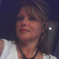 Suzanne Robinson Photo 27
