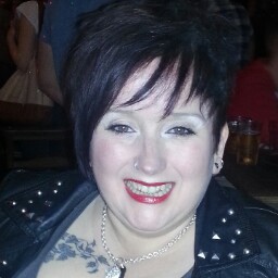Andrea Rowe Photo 9