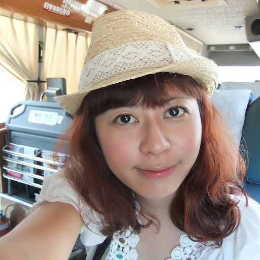Mia Lee Photo 20