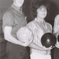 Linda Burrow Photo 9