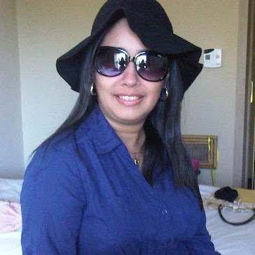 Vanessa Calderon Photo 22