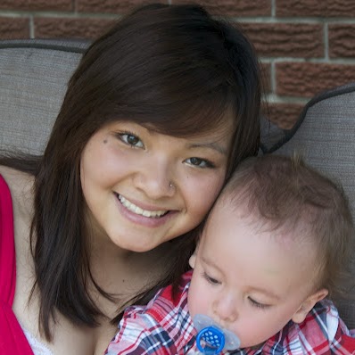 Sarah Edwards Photo 47