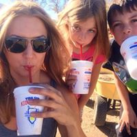 Elizabeth Maxey Photo 11