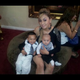 Rose Martinez Photo 9
