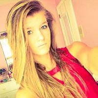Emilee Howell Photo 6
