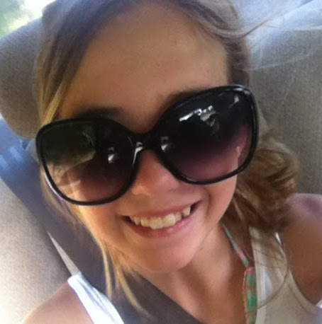 Elizabeth Conner Photo 35