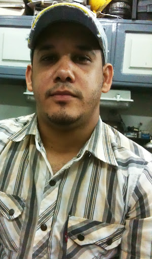 Edward Segura Photo 20