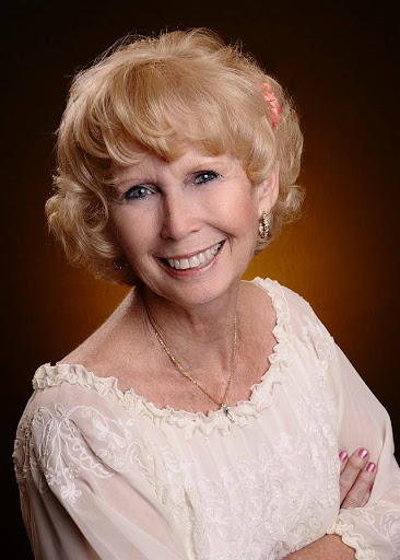 Gail Francis Photo 14