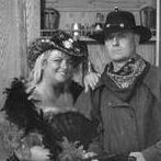 Julie Skinner Photo 46