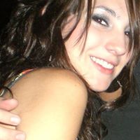 Alejandra Robles Photo 14