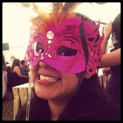 Ana Leon Photo 8
