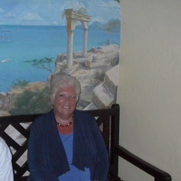 Suzanne Allen Photo 34
