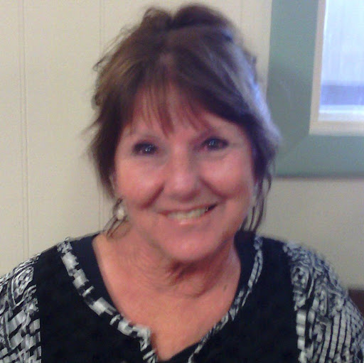 Vicki Berry Photo 16