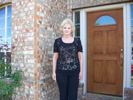 Jane Hall Photo 27