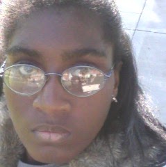 Renee Williams Photo 20