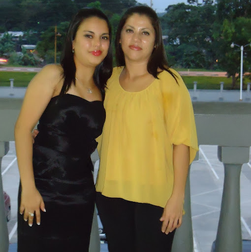 Rubi Amaya Photo 6