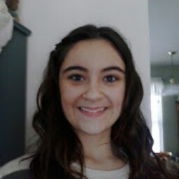 Sarah Webb Photo 9