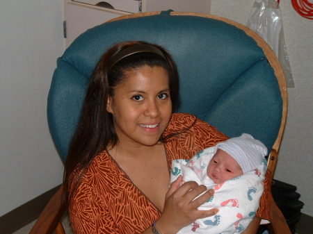 Laura Gallegos Photo 27