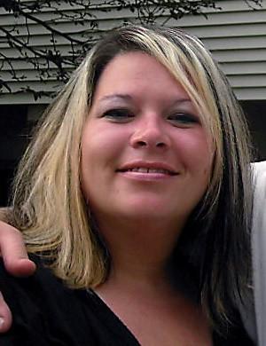 Kristin Bowman Photo 28