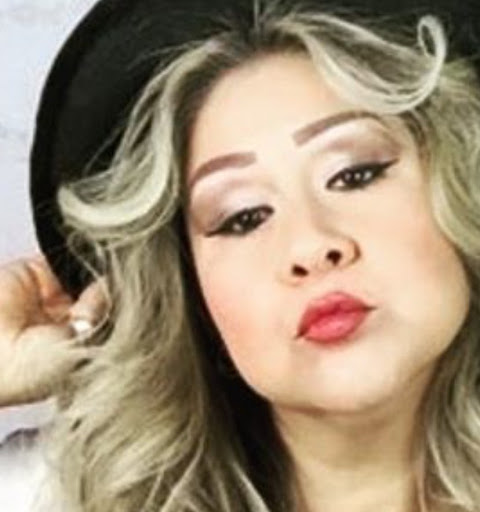 Rose Flores Photo 33