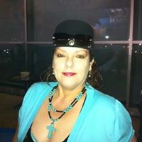 Beatrice Gonzales Photo 17