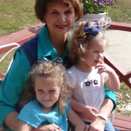 Vicki Mayfield Photo 20