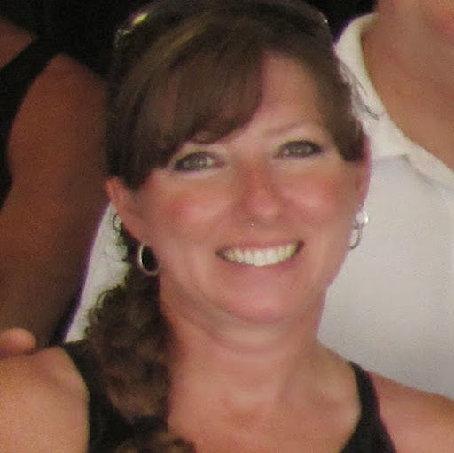 Angela Reid Photo 32