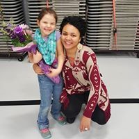 Ellen Lowe Photo 10