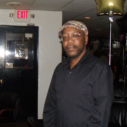 Mark Reese Photo 40