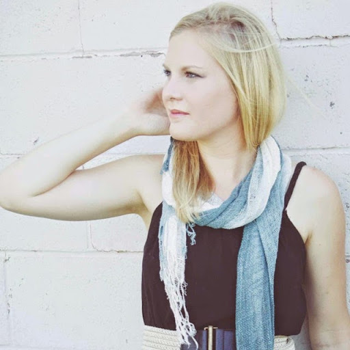 Erin Dunlap Photo 19
