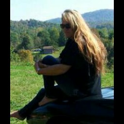 Suzanne Allen Photo 26