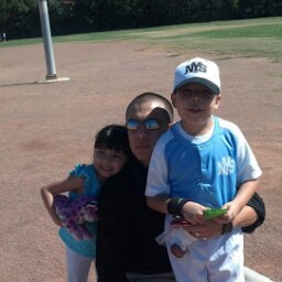 Rene Flores Photo 15