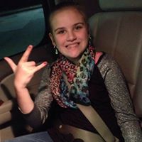 Kristin Holmes Photo 22