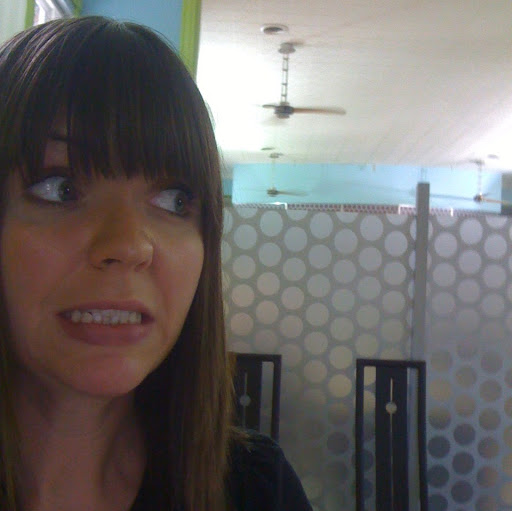 Laura Hunt Photo 39