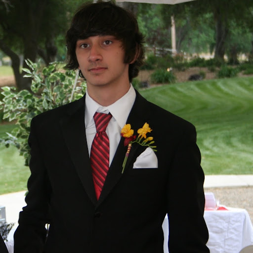 Adam Flores Photo 29