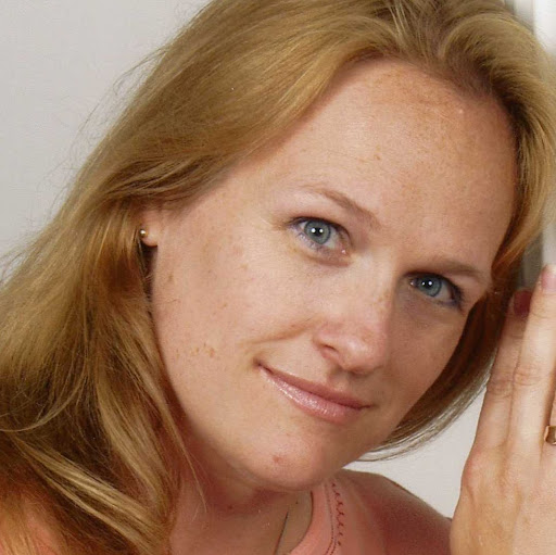 Michelle Small Photo 35