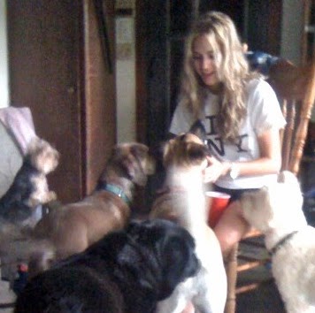 Jessica Ellis Photo 8
